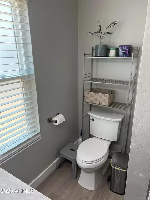 Bath - 4007 E Kimberly Way, Phoenix, AZ 85050 photo 6 of 6