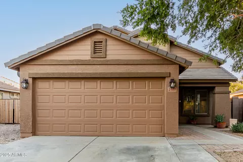 2507 W Desert Spring Way, San Tan Valley, AZ 85143
