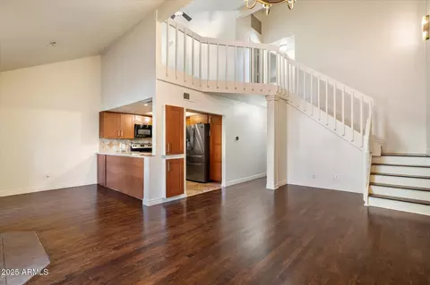 Living - 6533 N 7th Ave #2, Phoenix, AZ 85013 photo 2 of 4