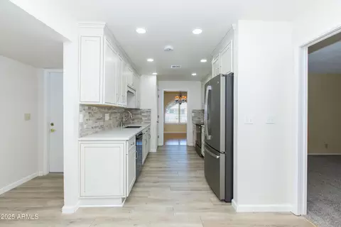 Entry Way - 4533 E Florian Cir, Mesa, AZ 85206 photo 3 of 4