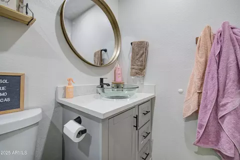 Bath - 4534 N 84th Ave, Phoenix, AZ 85037 photo 6 of 6