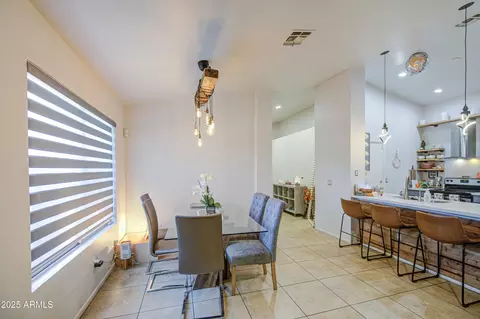 Dining - 4534 N 84th Ave, Phoenix, AZ 85037 photo 3 of 3