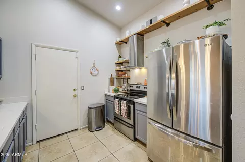 Kitchen - 4534 N 84th Ave, Phoenix, AZ 85037 photo 4 of 5