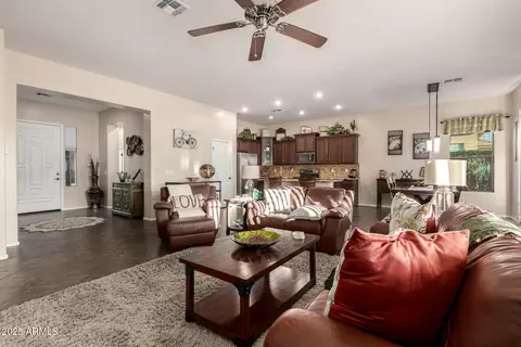 18115 W Desert View Ln, Goodyear, AZ 85338