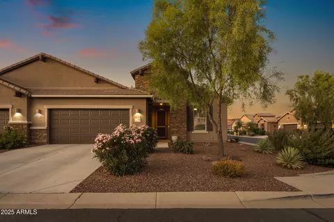 41574 W Summer Wind Way, Maricopa, AZ 85138