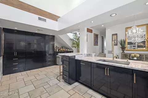 Kitchen - 6198 N 28th Pl, Phoenix, AZ 85016 photo 3 of 3