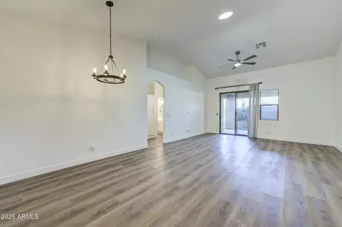 6646 E Rochelle Cir, Mesa, AZ 85215 photo 7