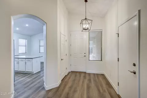 6646 E Rochelle Cir, Mesa, AZ 85215 photo 6
