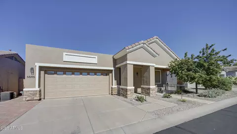 6646 E Rochelle Cir, Mesa, AZ 85215 photo 3