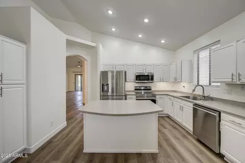 6646 E Rochelle Cir, Mesa, AZ 85215 photo 16