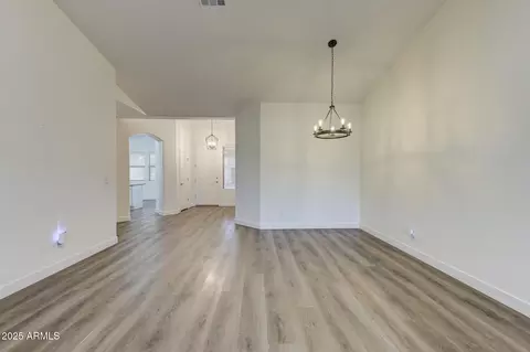 6646 E Rochelle Cir, Mesa, AZ 85215 photo 9