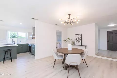 2937 E Garnet Cir, Mesa, AZ 85204 photo 12