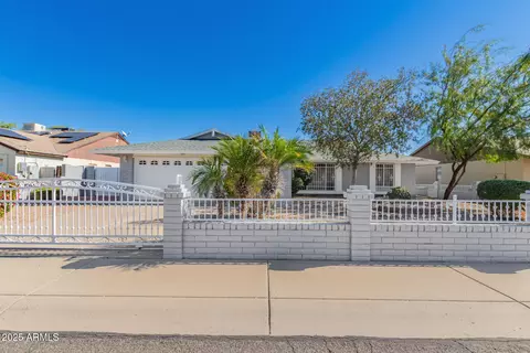 7607 N 107th Dr, Glendale, AZ 85307