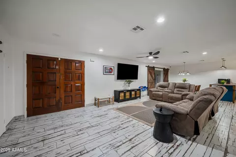Other - 1618 E Greenway St, Mesa, AZ 85203 photo 5 of 10