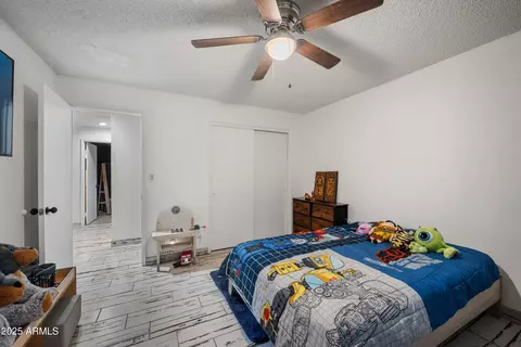 Bedroom - 1618 E Greenway St, Mesa, AZ 85203 photo 5 of 6