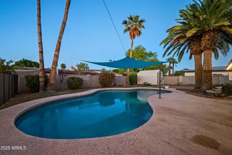 Exterior - 1618 E Greenway St, Mesa, AZ 85203 photo 4 of 5