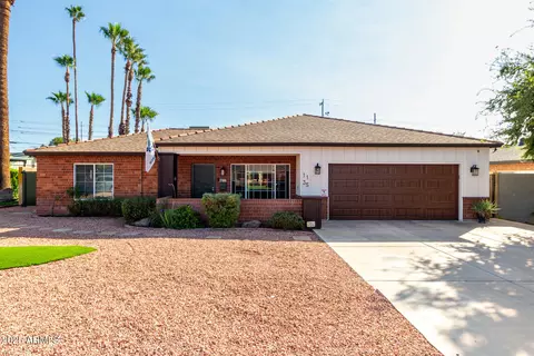 1135 E Lawrence Rd, Phoenix, AZ 85014