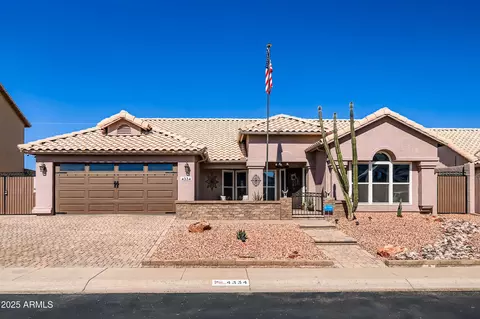 4334 W Villa Linda Dr, Glendale, AZ 85310