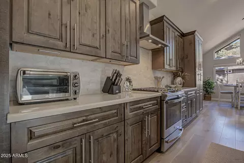 Kitchen - 4016 W Forest Ct, Pine, AZ 85544 photo 4 of 6