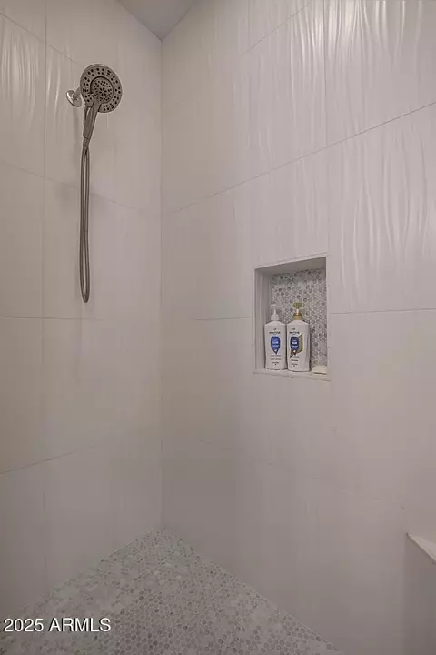 Bath - 4016 W Forest Ct, Pine, AZ 85544 photo 3 of 6