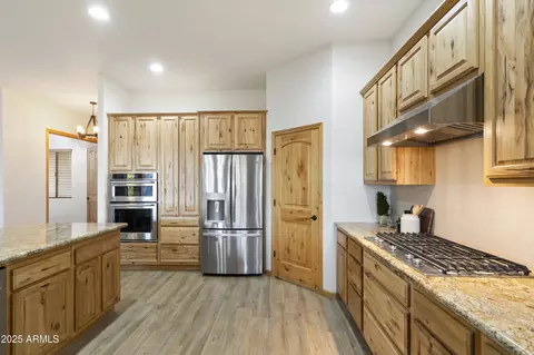 Kitchen - 2667 E Melrose St, Gilbert, AZ 85297 photo 2 of 2