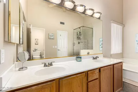 3834 E Goldfinch Gate Ln, Phoenix, AZ 85044 photo 11