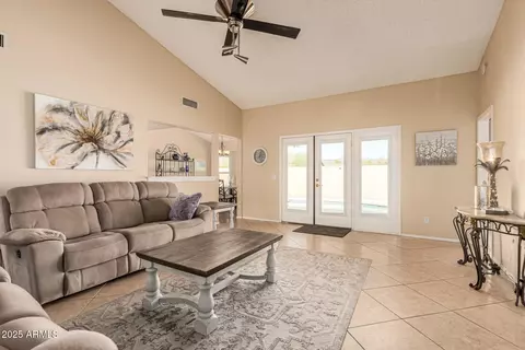 3834 E Goldfinch Gate Ln, Phoenix, AZ 85044 photo 4