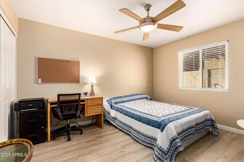 3834 E Goldfinch Gate Ln, Phoenix, AZ 85044 photo 21