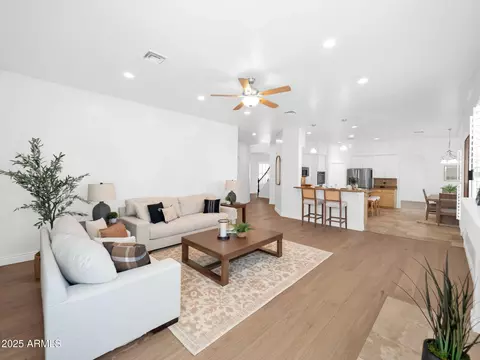 Living - 28 E Joseph Way, Gilbert, AZ 85295 photo 6 of 7