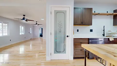 Entry Way - 1216 N 66th Pl, Mesa, AZ 85205 photo 4 of 14