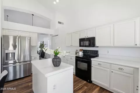 10041 E Osage Ave, Mesa, AZ 85212 photo 6