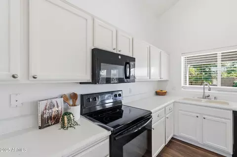 10041 E Osage Ave, Mesa, AZ 85212 photo 8