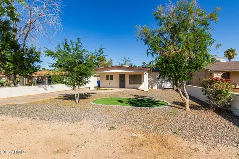 Exterior - 3338 E Virginia Ave, Phoenix, AZ 85008 photo 2 of 8