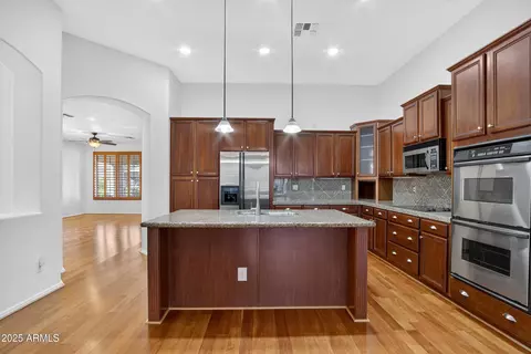 Kitchen - 7325 E Minton Cir, Mesa, AZ 85207 photo 2 of 5
