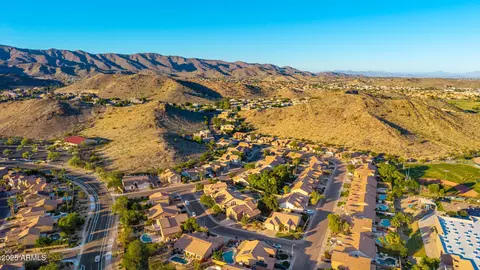 View/Area - 2516 E Windsong Dr, Phoenix, AZ 85048 photo 13 of 24