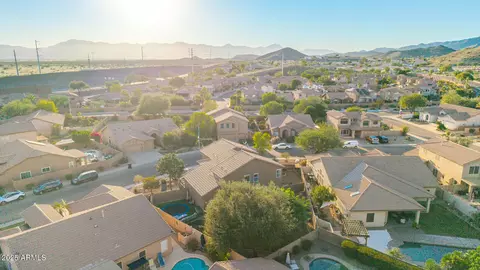View/Area - 2516 E Windsong Dr, Phoenix, AZ 85048 photo 10 of 24