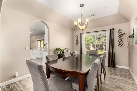 Dining - 2516 E Windsong Dr, Phoenix, AZ 85048 photo 1 of 1