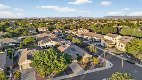 View/Area - 984 E Rojo Way, Gilbert, AZ 85297 photo 1 of 14