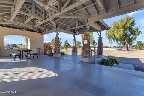 Exterior - 984 E Rojo Way, Gilbert, AZ 85297 photo 9 of 9