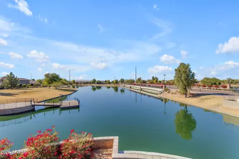 View/Area - 984 E Rojo Way, Gilbert, AZ 85297 photo 11 of 14