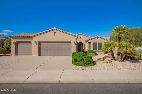 18044 W Tierra Del Sol Dr, Surprise, AZ 85387