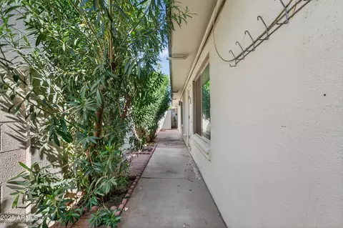 Entry Way - 6508 N 5th Ave, Phoenix, AZ 85013 photo 1 of 2