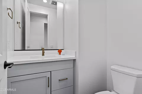 Bath - 5274 S Cobblestone St, Gilbert, AZ 85298 photo 2 of 6