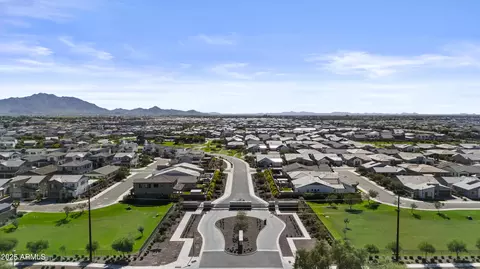 View/Area - 5274 S Cobblestone St, Gilbert, AZ 85298 photo 5 of 13