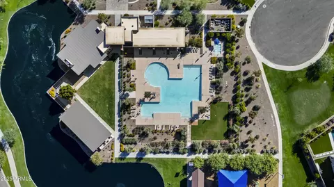 View/Area - 5274 S Cobblestone St, Gilbert, AZ 85298 photo 8 of 13