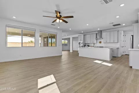 Living - 5274 S Cobblestone St, Gilbert, AZ 85298 photo 4 of 4