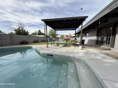 6715 E Butte St, Mesa, AZ 85205 photo 4