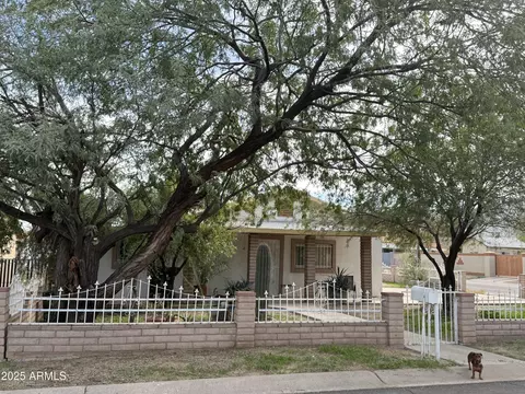 8447 S 8th Pl, Phoenix, AZ 85042 photo 4