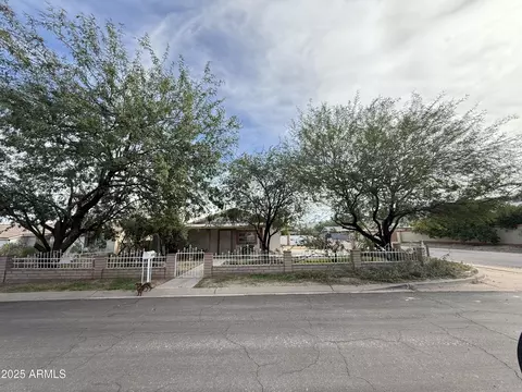 8447 S 8th Pl, Phoenix, AZ 85042 photo 2