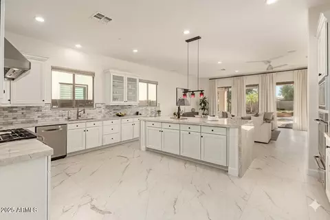 Kitchen - 3733 E Adobe Dr, Phoenix, AZ 85050 photo 2 of 4